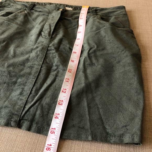 Naelle Mini Skirt - Picture 3 of 8